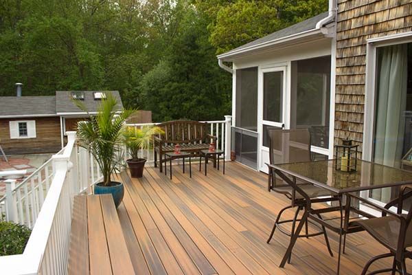 Custom deck building and outdoor living spaces in Central Arkansas